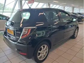Toyota Yaris thumbnail 8