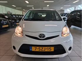 Toyota Aygo 1.0 Vvt-I Now thumbnail 11