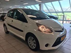 Toyota Aygo 1.0 Vvt-I Now thumbnail 10