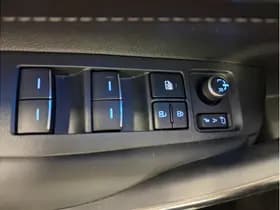 Toyota Corolla thumbnail 30