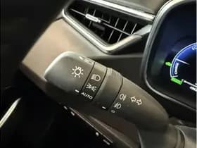 Toyota Corolla Touring Sports Hybrid 140 Dynamic thumbnail 25