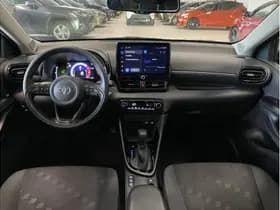Toyota Yaris 1.5 Hybrid 115 First Edition thumbnail 10
