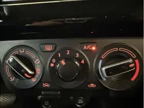 Suzuki Swift 1.2 Select thumbnail 23