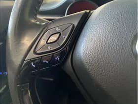 Toyota C-HR 2.0 Hybrid Dynamic thumbnail 16