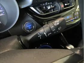 Toyota C-HR 2.0 Hybrid Dynamic thumbnail 19