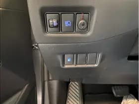 Toyota C-HR 2.0 Hybrid Dynamic thumbnail 28