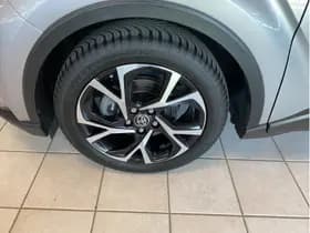 Toyota C-HR 2.0 Hybrid Dynamic thumbnail 10