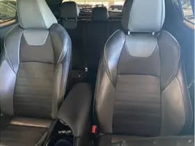 Toyota C-HR 1.8 Hybrid Black Edition thumbnail 16