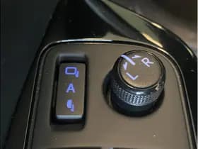 Toyota C-HR 1.8 Hybrid Black Edition thumbnail 19