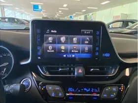 Toyota C-HR 1.8 Hybrid Black Edition thumbnail 33