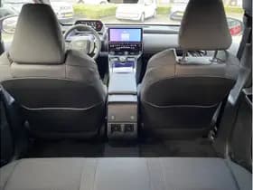 Toyota BZ4X Dynamic 71 Kwh Paasaanbieding Gratis Lader Twv €1300 thumbnail 11