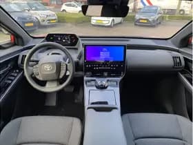Toyota BZ4X Dynamic 71 Kwh Paasaanbieding Gratis Lader Twv €1300 thumbnail 14
