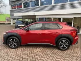 Toyota BZ4X Dynamic 71 Kwh Paasaanbieding Gratis Lader Twv €1300 thumbnail 5