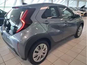 Toyota Aygo X 1.0 Vvt-I Mt Play thumbnail 8