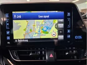 Toyota C-HR 1.8 Hybrid Style Ultimate thumbnail 27