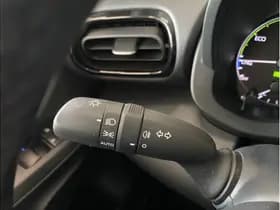 Toyota Yaris 1.5 Hybrid Active thumbnail 19