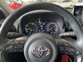 Toyota Yaris 1.5 Hybrid Active thumbnail 21