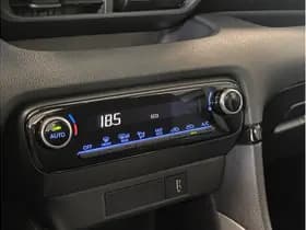 Toyota Yaris 1.5 Hybrid Active thumbnail 25