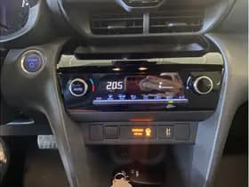 Toyota Yaris Cross 1.5 Hybrid First Edition thumbnail 27