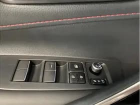 Toyota Corolla Touring Sports Hybrid 180 Gr Sport thumbnail 19