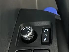 Toyota Corolla Touring Sports Hybrid 180 Gr Sport thumbnail 24