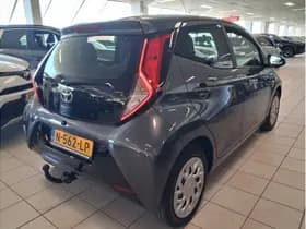 Toyota Aygo thumbnail 8