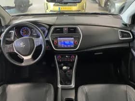 Suzuki S-Cross 1.6 High Executive thumbnail 18