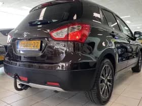 Suzuki S-Cross 1.6 High Executive thumbnail 6