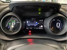 Toyota Yaris 1.5 Hybrid Dynamic thumbnail 21
