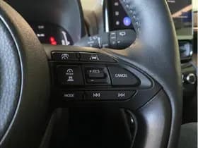 Toyota Yaris Cross 1.5 Hybrid 115 First Edition thumbnail 27