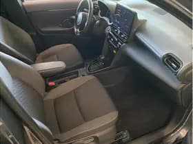 Toyota Yaris Cross 1.5 Hybrid 115 First Edition thumbnail 9