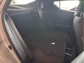 Toyota C-HR thumbnail 12
