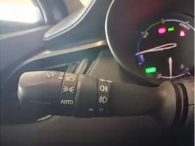 Toyota C-HR thumbnail 21