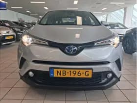 Toyota C-HR thumbnail 9