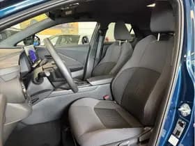 Toyota C-HR 1.8 Hybrid 140 Dynamic thumbnail 15