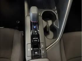 Toyota C-HR 1.8 Hybrid 140 Dynamic thumbnail 30