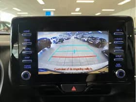 Toyota Yaris 1.5 Hybrid Dynamic thumbnail 20