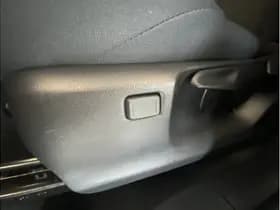 Toyota Corolla Cross Hybrid 140 Style thumbnail 27