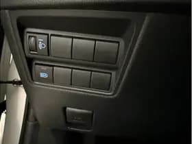 Toyota Yaris 1.5 Hybrid Executive thumbnail 18