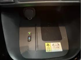 Toyota Yaris 1.5 Hybrid Executive thumbnail 24