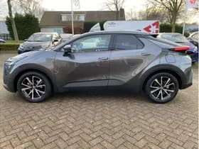 Toyota C-HR 1.8 Hybrid 140 Dynamic thumbnail 2