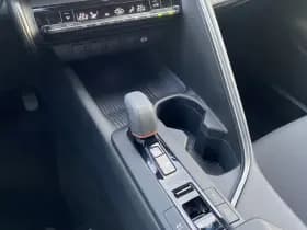 Toyota C-HR 1.8 Hybrid 140 Dynamic thumbnail 24