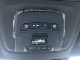 Toyota C-HR 1.8 Hybrid 140 Dynamic thumbnail 28