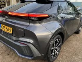 Toyota C-HR 1.8 Hybrid 140 Dynamic thumbnail 6
