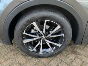 Toyota C-HR 1.8 Hybrid 140 Dynamic thumbnail 10