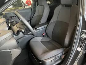 Toyota C-HR 1.8 Hybrid 140 First Edition thumbnail 12