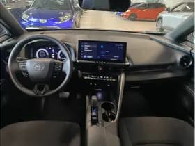 Toyota C-HR 1.8 Hybrid 140 First Edition thumbnail 13