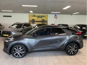 Toyota C-HR 1.8 Hybrid 140 First Edition thumbnail 3