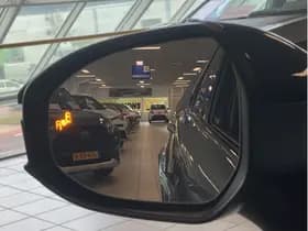 Toyota C-HR 1.8 Hybrid 140 First Edition thumbnail 23