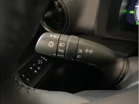 Toyota C-HR 1.8 Hybrid 140 First Edition thumbnail 26